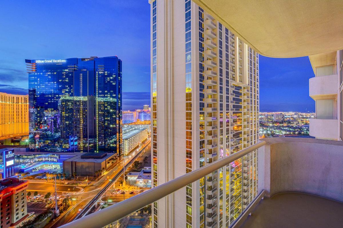 Lucky Gem Penthouse & Luxury Suites At Signature Resort, Balcony Strip View 2605 拉斯维加斯 外观 照片