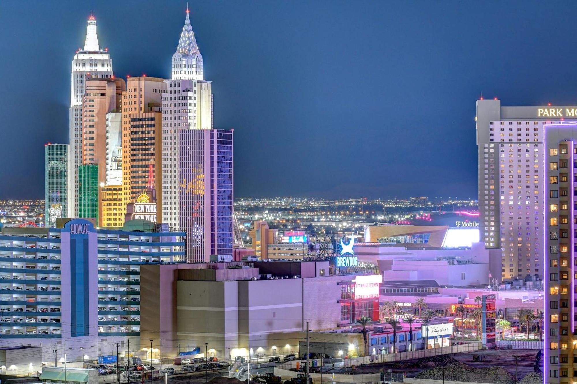 Lucky Gem Penthouse & Luxury Suites At Signature Resort, Balcony Strip View 2605 拉斯维加斯 外观 照片